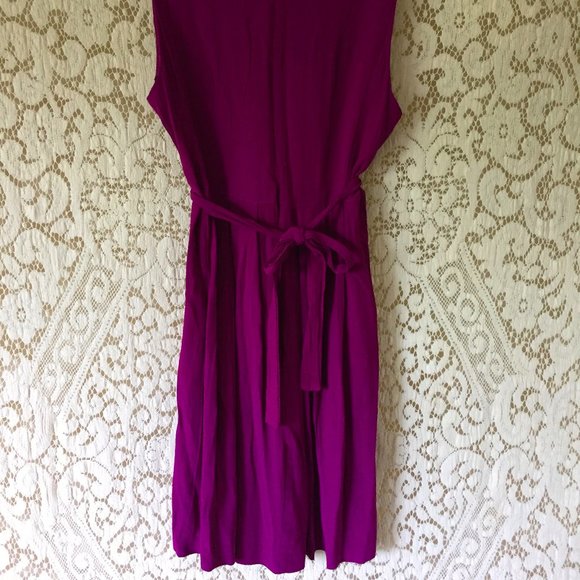 Magenta Crepe Mini Dress - Picture 3 of 6